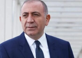 Gürsel Tekin CHP’den ihraç edildi: Bir gün önce üyelik aidatını yatırmış