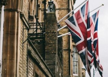 İngiltere’deki askeri okula İsrailli öğrenci alınmayacak