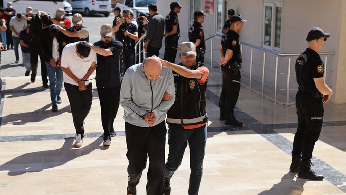 6 ilde IŞİD operasyonu: 14 gözaltı 1 6 ilde IŞİD operasyonu: 14 gözaltı