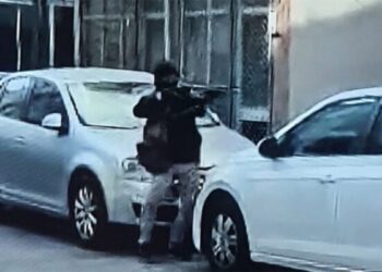 İzmir’de 2 polisi şehit eden çocuk, silah eğitimini babasından almış