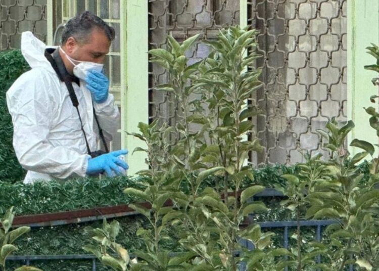 Kocaeli'de anne ve 5 yaşındaki çocuğu evde ölü bulundu 1 Kocaeli’de anne ve 5 yaşındaki çocuğu evde ölü bulundu