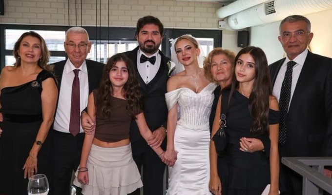 Rasim Ozan Kütahyalı ikinci evliliğini yaptı