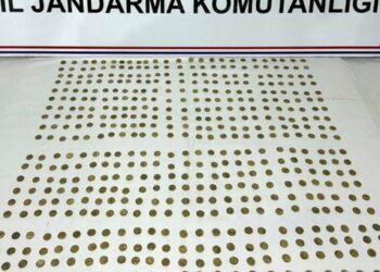 Çevirmeye takılan araçtan ‘hazine’ çıktı: Roma dönemine ait