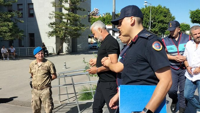Eski Manavgat Belediye Başkanı Sözen ve kardeşi tutuklandı 1 Eski Manavgat Belediye Başkanı Sözen ve kardeşi tutuklandı