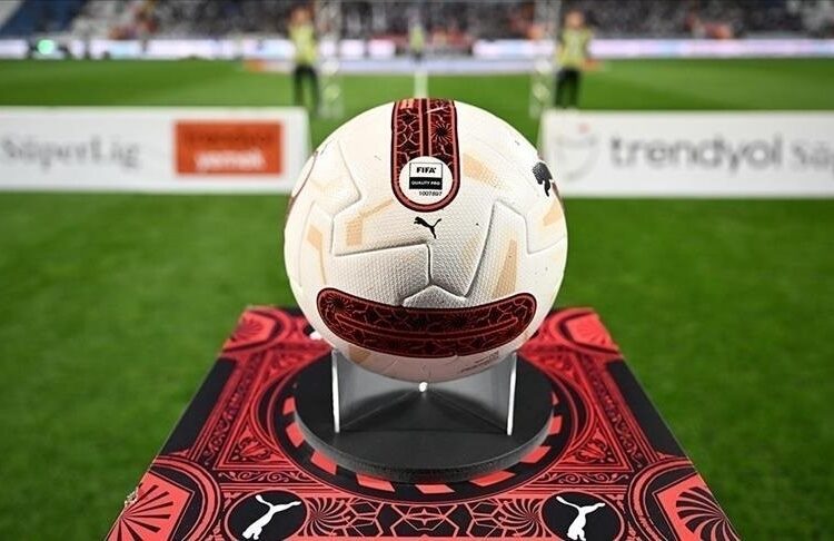 Süper Lig'de derbi tarihleri belli oldu 1 Süper Lig’de derbi tarihleri belli oldu