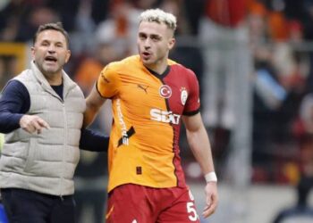 Galatasaray'da Okan Buruk ve Barış Alper Yılmaz'ın yeni maaşları belli oldu 5 Galatasaray’da Okan Buruk ve Barış Alper Yılmaz’ın yeni maaşları belli oldu