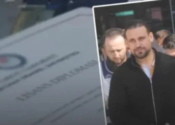 Gazeteci Murat Ağırel: “Sahte diploma soruşturmasında örgüt liderleri firarda!”