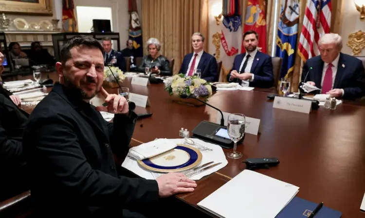 Zelenski'yle görüşen Trump: Tomahawk füzesi veremeyiz, bizim de ihtiyacımız var 1 Zelenski’yle görüşen Trump: Tomahawk füzesi veremeyiz, bizim de ihtiyacımız var