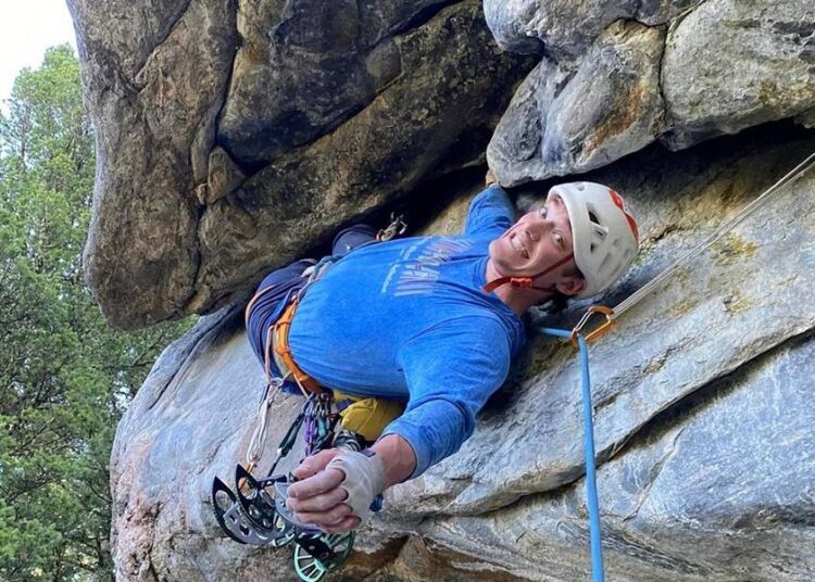 Dünyaca ünlü dağcı El Capitan zirvesinde geçirdiği kaza sonucu hayatını kaybetti