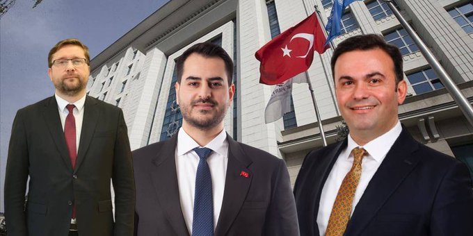 AK Parti İstanbul'da üç ilçe başkanı birden görevden ayrıldı 1 AK Parti İstanbul’da üç ilçe başkanı birden görevden ayrıldı