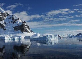 Antarktika Çevresel Akıntısı yön değiştiriyor