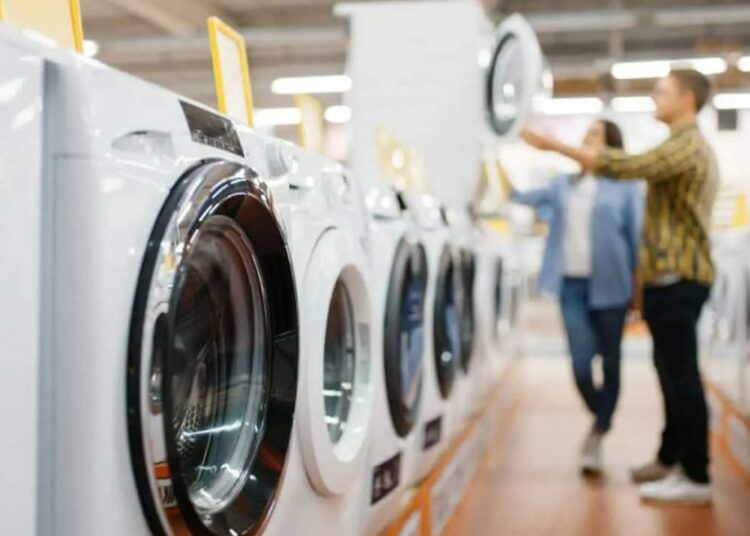 Beyaz eşya sektörü darboğazda: Satışlar eriyor, bayiler çaresiz I Tuna Cevher yazdı