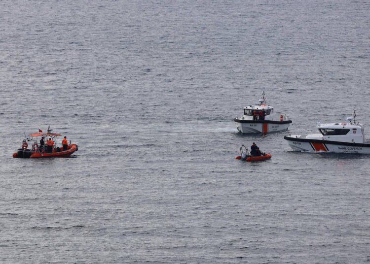 Bodrum'da göçmenleri taşıyan tekne battı: 7 kişi hayatını kaybetti 1 Bodrum’da göçmenleri taşıyan tekne battı: 7 kişi hayatını kaybetti