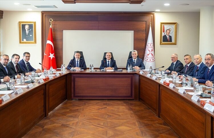 Enflasyonu dizginlemek isteyen ekonomi yönetimi gıdayı masaya yatırdı