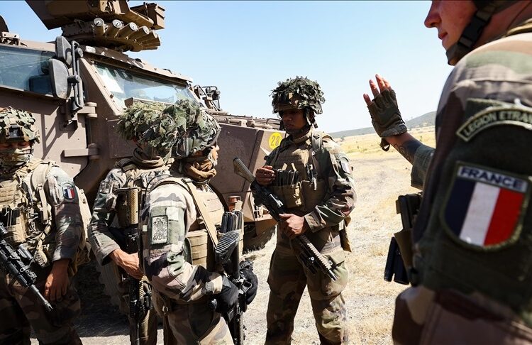 Fransa ateşkes sonrası planlama için İsrail'e asker gönderdi 1 Fransa ateşkes sonrası planlama için İsrail’e asker gönderdi