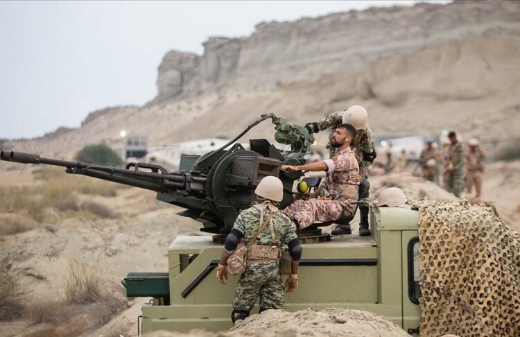 İran’da terör saldırısı beklentisi: Ordu teyakkuzda