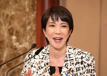 Japonya tarihinin ilk kadın başbakanı seçildi