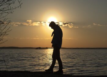 Ayşem Narlı yazdı I Mutsuz insanlar ve “Ördek Sendromu”