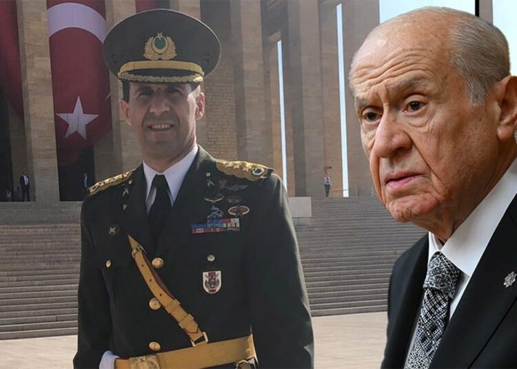 Devlet Bahçeli’ye hakaret iddiasıyla emekli albay Özeller’e hapis istemi 1 Devlet Bahçeli’ye hakaret iddiasıyla emekli albay Özeller’e hapis istemi
