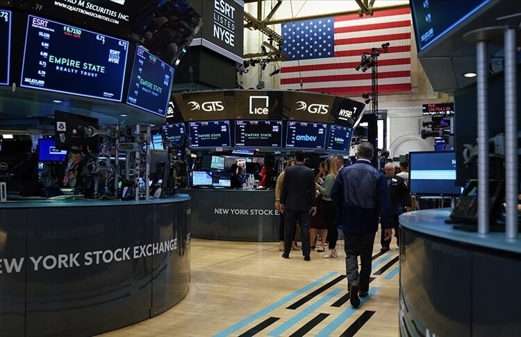 Küresel piyasalar ABD’de hükümetin açılma sürecine odaklandı