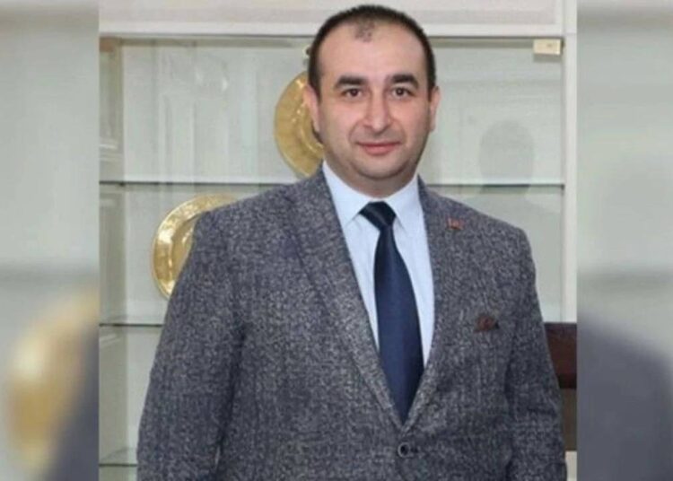 Serdar Öktem cinayetinde 2'si çocuk 9 kişi tutuklandı 1 Serdar Öktem cinayetinde 2’si çocuk 9 kişi tutuklandı