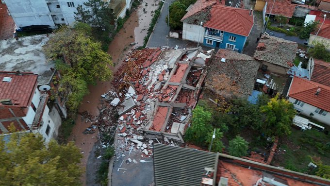 Balıkesir Sındırgı’da 4,6 büyüklüğünde bir deprem daha 1 Balıkesir Sındırgı’da 4,6 büyüklüğünde bir deprem daha