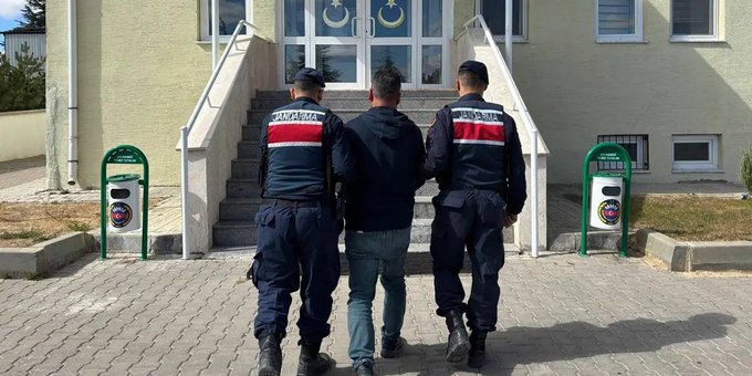 İstanbul merkezli FETÖ operasyonu: 5 doktor tutuklandı 1 İstanbul merkezli FETÖ operasyonu: 5 doktor tutuklandı