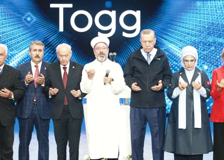 İddia: Diyanet'e alınan TOGG'lardan biri 'Yolda kalırız' denilerek garaja çekildi 1 İddia: Diyanet’e alınan TOGG’lardan biri ‘Yolda kalırız’ denilerek garaja çekildi