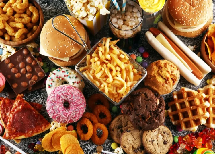 Gençlerde kanser artışının baş şüphelisi: Ultra işlenmiş gıdalar 1 Gençlerde kanser artışının baş şüphelisi: Ultra işlenmiş gıdalar