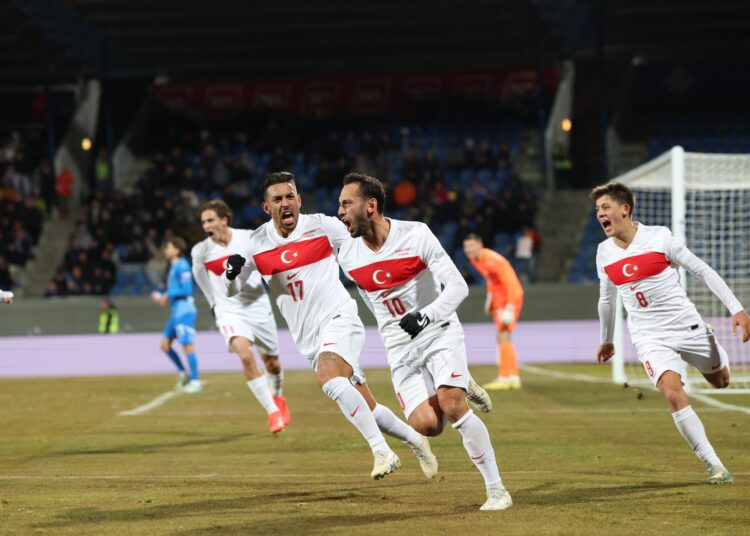 A Milli Takım, Dünya Kupası'na nasıl katılır? İşte play-off formatı 1 A Milli Takım, Dünya Kupası’na nasıl katılır? İşte play-off formatı