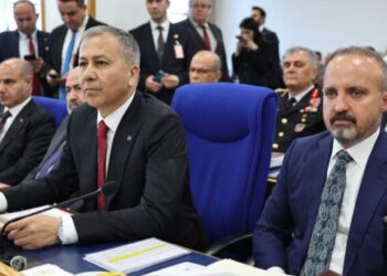 İçişleri Bakanlığı’nda kriz: Ali Yerlikaya, Bülent Turan’ın üzerini çizdi