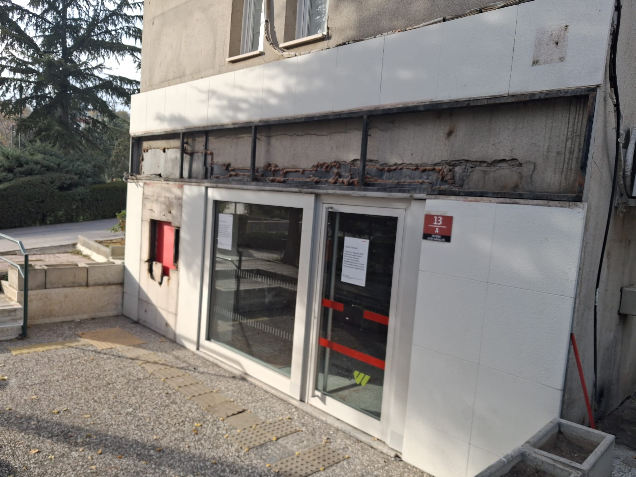 Mehmet Erdem yazdı I Akbank’ın açık dediği şube, 6 Ağustos’ta kapatılmış 2 Mehmet Erdem yazdı I Akbank’ın açık dediği şube, 6 Ağustos’ta kapatılmış