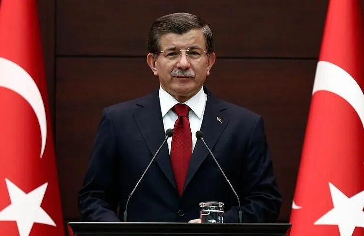 Nedim Saran yazdı I Eski Başbakan Davutoğlu, geçmişinden kaçamıyor!