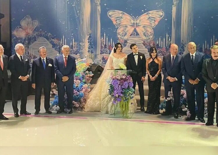 Hüsnü Yusuf Turabiç yazdı I CHP yasta, Kılıçdaroğlu düğünde! 1 Hüsnü Yusuf Turabiç yazdı I CHP yasta, Kılıçdaroğlu düğünde!