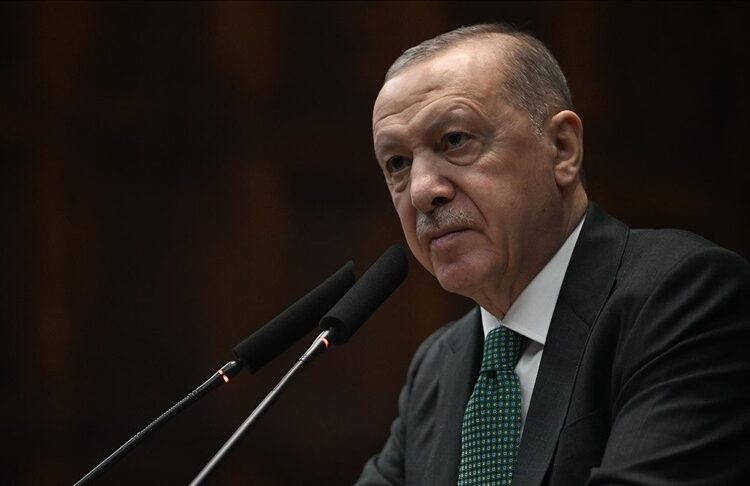 11. Tıp Kurultayı’nda konuşan Erdoğan: Hastalarımızın rehin tutulduğu günler geride kaldı