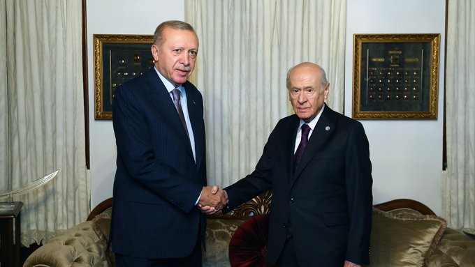 "İttifakta çatlak" iddiaları sonrası Erdoğan'dan Bahçeli’ye 40 dakikalık ziyaret 1 “İttifakta çatlak” iddiaları sonrası Erdoğan’dan Bahçeli’ye 40 dakikalık ziyaret