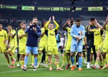 Sadettin Saran’dan derbi galibiyetine dev prim