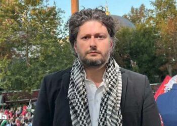 AK Partili Furkan Bölükbaşı’na ‘Cumhurbaşkanı’na suikast ve tehdit’ suçlamasıyla gözaltı