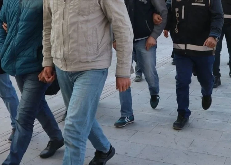 Paybull ve yasa dışı bahis ağına operasyon: 25 gözaltı