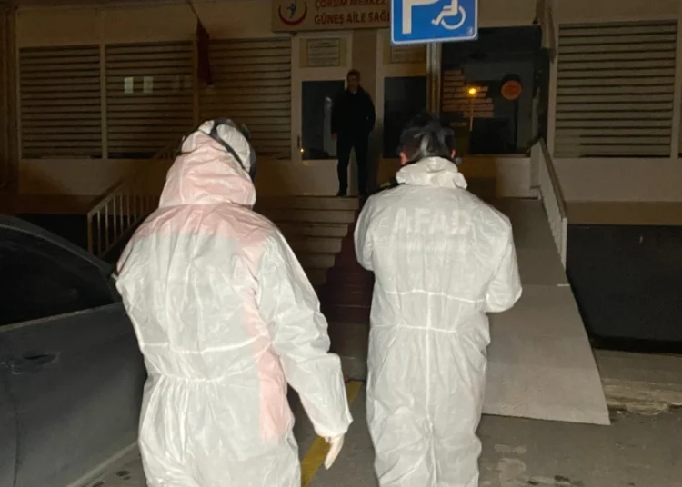 Bir zehirlenme vakası da Çorum'dan: Bina ilaçlandı, 7 kişi hastanelik oldu 1 Bir zehirlenme vakası da Çorum’dan: Bina ilaçlandı, 7 kişi hastanelik oldu