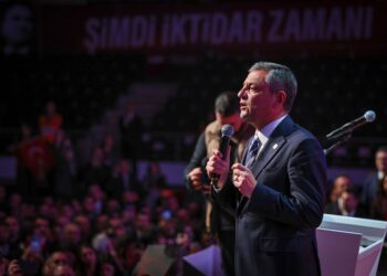 Özgür Özel 4’üncü kez genel başkan seçildi