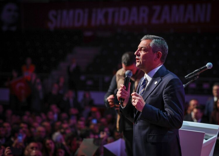 Özgür Özel 4’üncü kez genel başkan seçildi