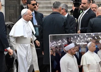 Papa 14. Leo’dan Sultanahmet Camii’ne ziyaret