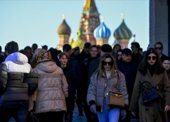 Suna Yaman yazdı I Rusya’da Toplum Savaşın Gölgesinde: Putin’e Destek Sürüyor, İyimserlik Azalıyor