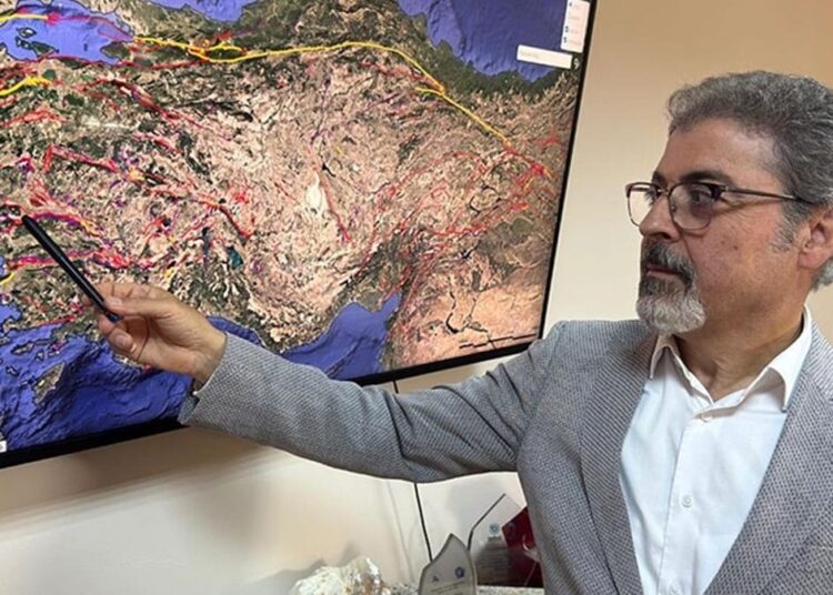 Prof. Dr. Sözbilir'den Tuzla Fayı uyarısı: Deprem üretme zamanı gelmiş 1 Prof. Dr. Sözbilir’den Tuzla Fayı uyarısı: Deprem üretme zamanı gelmiş