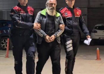 İnegöl’de baharatçı semt pazarında uyuşturucu tezgahı açtı