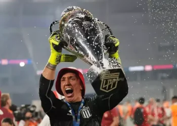 Muslera yine tarih yazdı: 1 haftada 2 şampiyonluk kazandı 5 Muslera yine tarih yazdı: 1 haftada 2 şampiyonluk kazandı