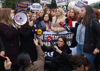 TBMM’de yeni taciz iddiası: ‘2022 yılında yönetici istismarına uğradım’