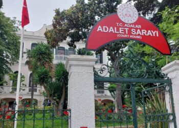 Adli emanette yeni skandal: Silahlar çalınıp satıldı