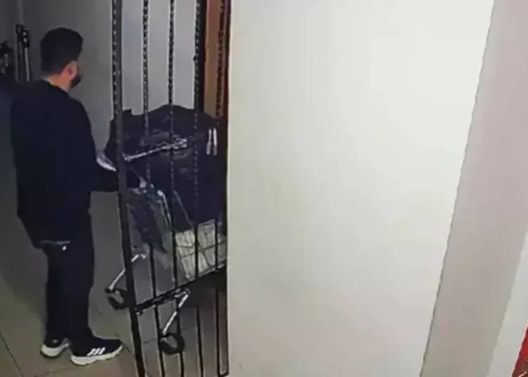Adliye soygununda 5 tutuklama 1 Adliye soygununda 5 tutuklama